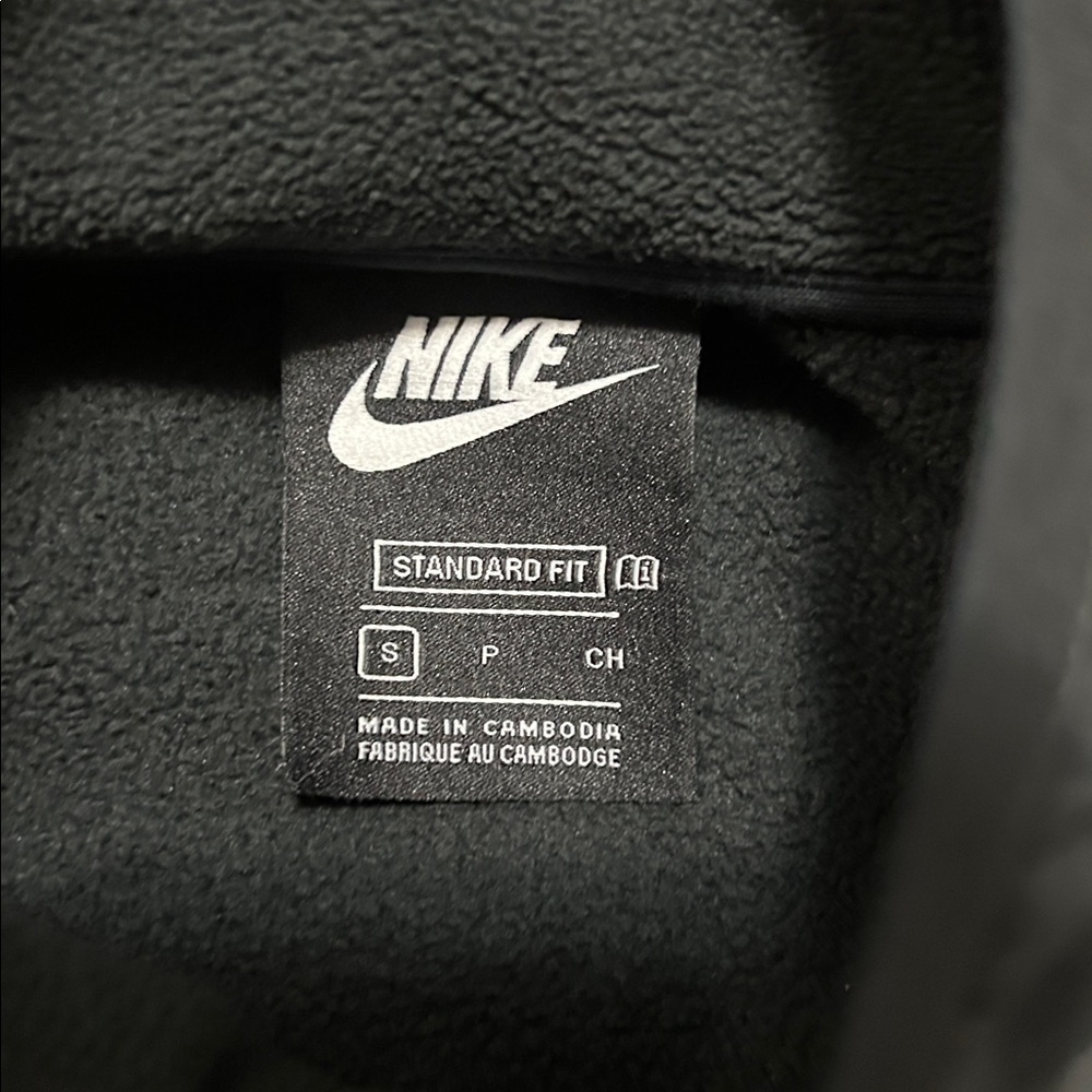 Vintage Nike Black Fleece Quarter Zip Sweater - Picture 2 of 3